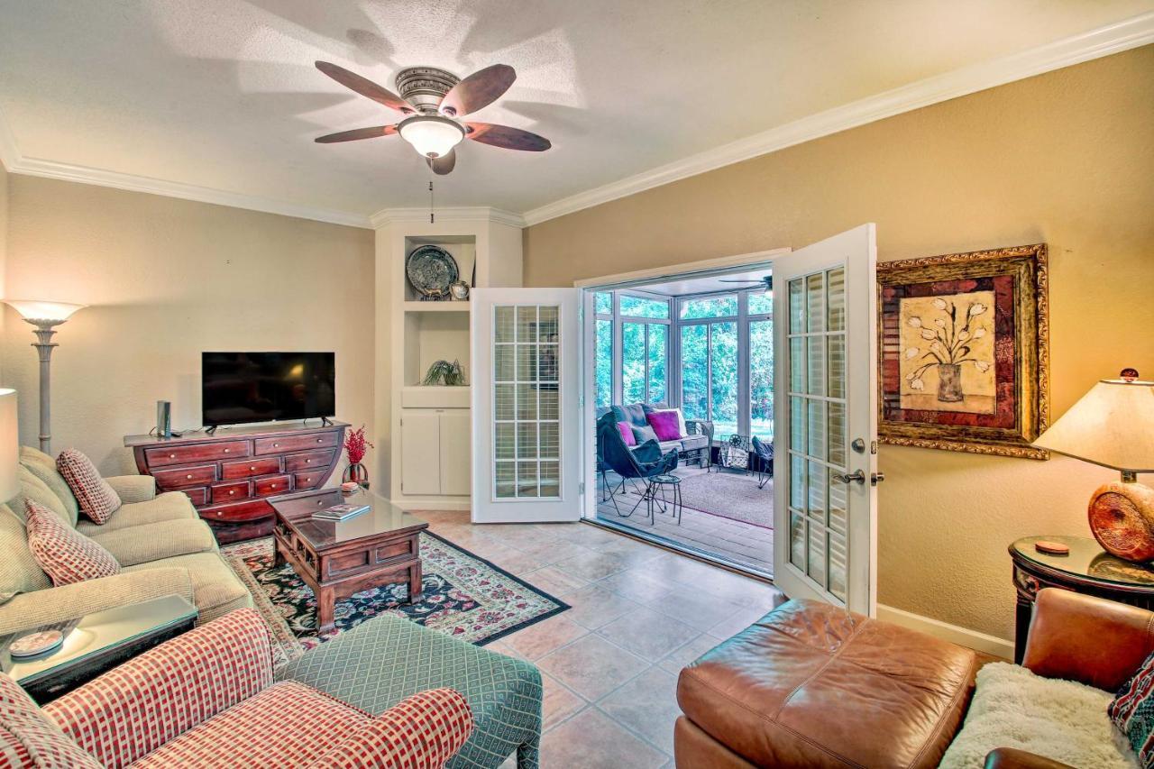 Charming Hot Springs Home With Sunroom And Yard Eksteriør bilde