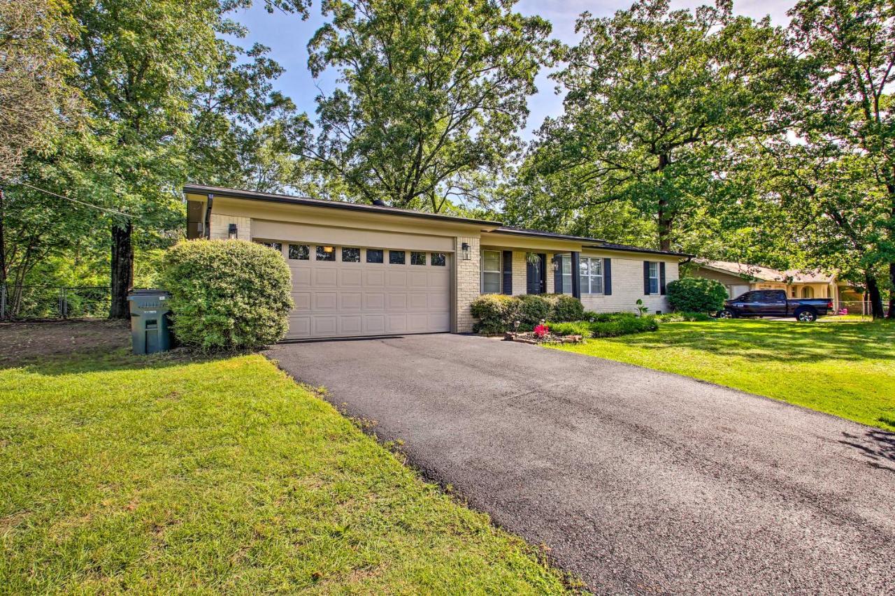 Charming Hot Springs Home With Sunroom And Yard Eksteriør bilde